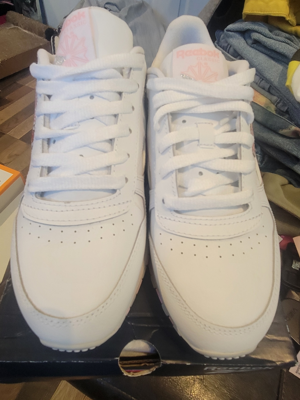 Reebok White Sneakers with Pale Pink Logo